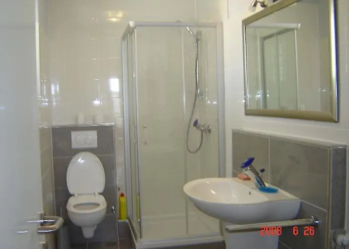 App Zardin Mit Balkon By Interhome * Punat